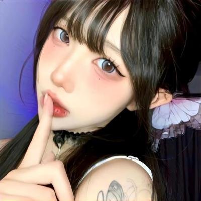 离婚当日，绝美女总裁求我娶她